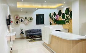 Hotel Skylark Palwal